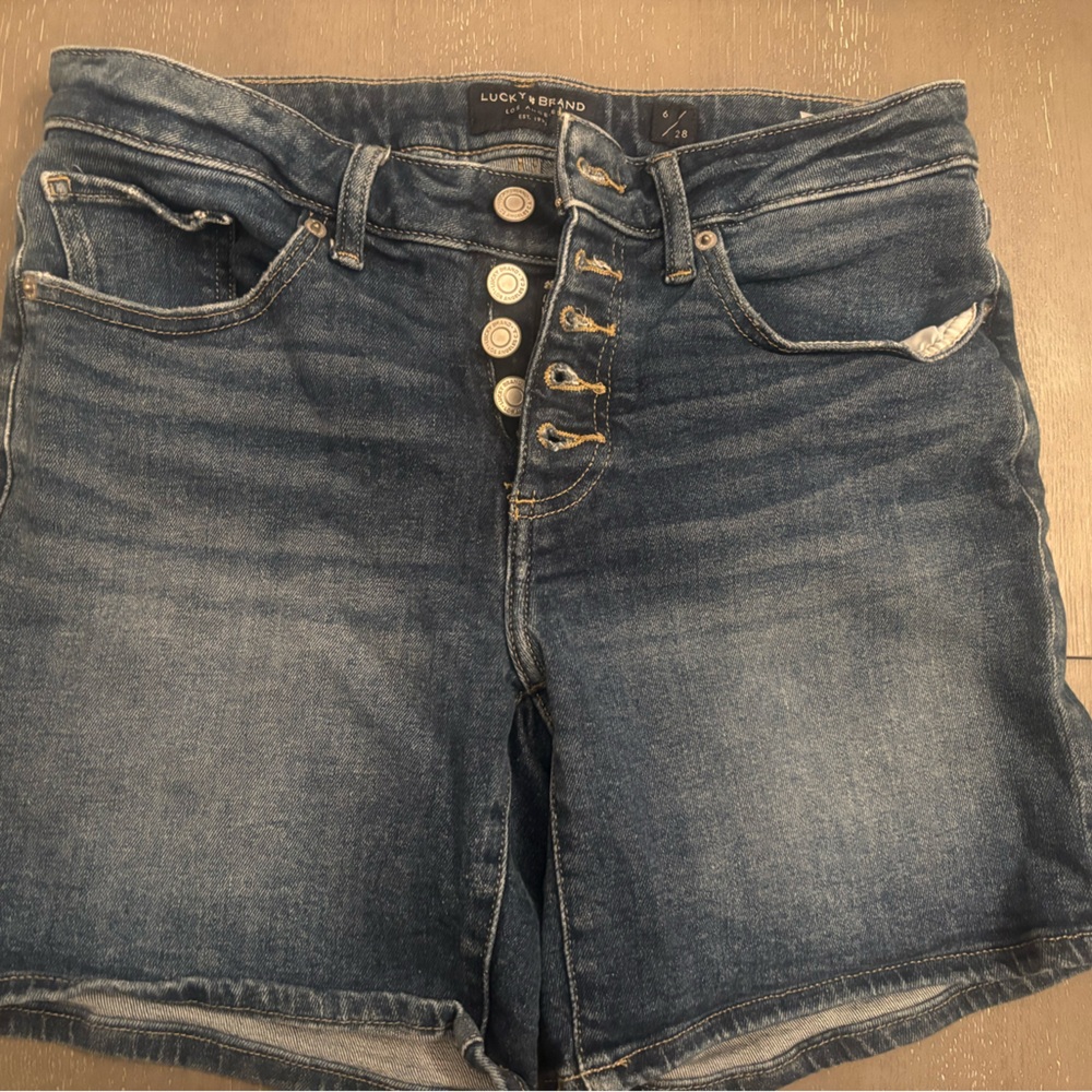 Lucky Brand Short 6/28